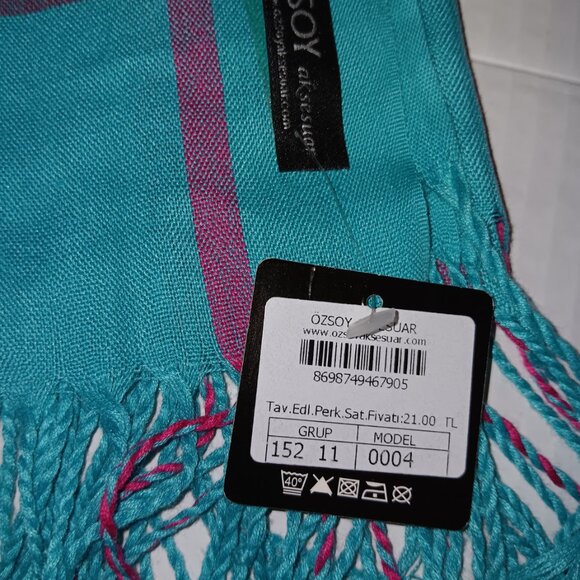 OZSOY AKSESUAR WOMEN'S PLAID FRINGE SCARF - Picture 3 of 5